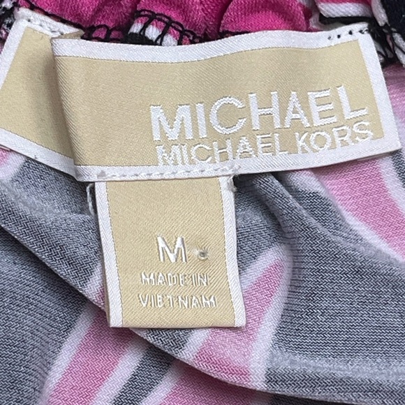 Like new! Michael Kors Pink and Black Floral Top - Picture 3 of 4